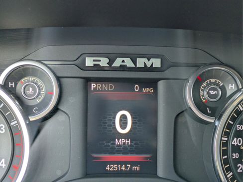 Used 2024 RAM 2500 Big Horn image 26