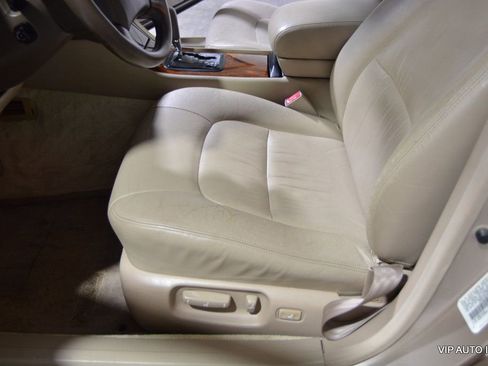 Used 1995 Lexus LS 400 image 17