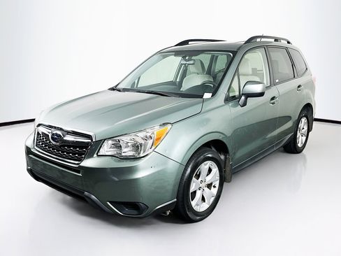 Used 2015 Subaru Forester 2.5i Premium AWD/4WD image 3
