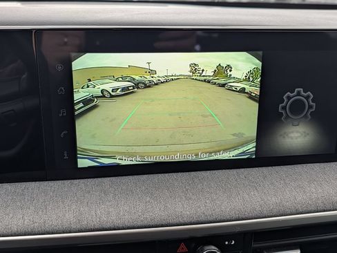 Used 2025 Nissan Kicks SV FWD image 28