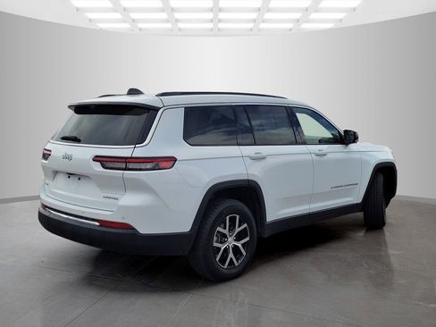 Used 2024 Jeep Grand Cherokee L Limited w/ Luxury Tech Group II AWD/4WD image 3