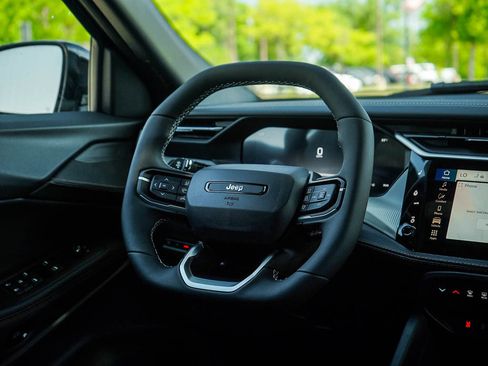 New 2026 Jeep Cherokee Limited AWD/4WD image 16