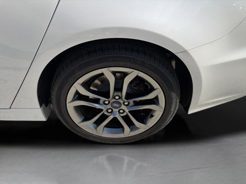 Certified 2020 Ford Fusion SEL image 30