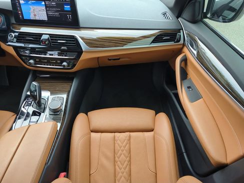 Used 2021 BMW 540i RWD image 15