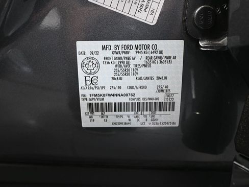 Used 2022 Ford Explorer Limited AWD/4WD image 59
