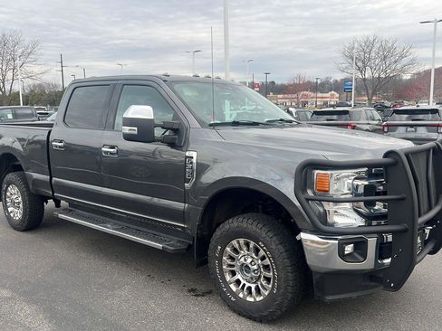 Used 2020 Ford F350 XLT w/ XLT Premium Package image 2