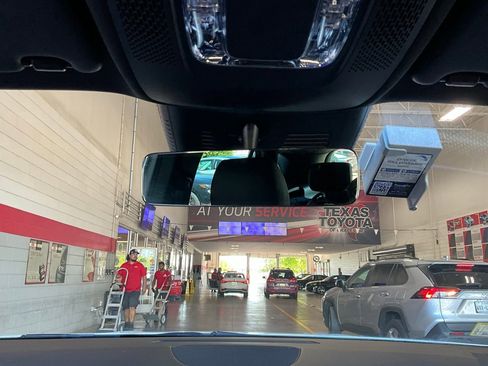 Used 2025 Mercedes-Benz GLA 250 image 19