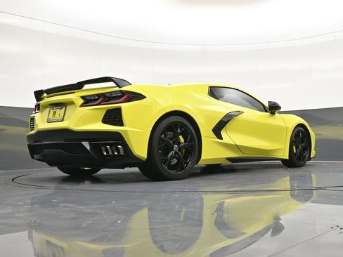 Used 2022 Chevrolet Corvette Stingray Preferred Conv w/ Z51 Performance Package RWD image 28