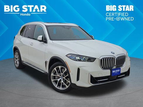 Used 2025 BMW X5 xDrive50e AWD/4WD image 1