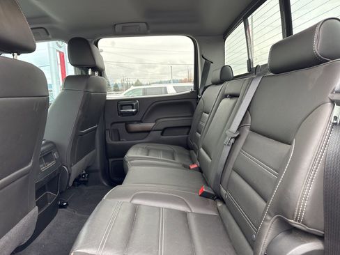 Used 2019 GMC Sierra 2500 Denali w/ Duramax Plus Package image 10