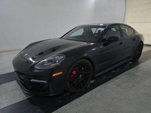 Used 2023 Porsche Panamera GTS w/ Premium Package AWD/4WD image 3