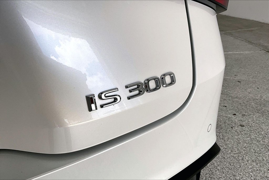 Used 2024 Lexus IS 300 w/ Comfort Package RWD image 38