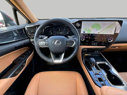 Used 2025 Lexus NX 350 AWD w/ Accessory Package (Z2) image 6