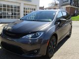 Used 2019 Chrysler Pacifica Touring Plus w/ S Appearance Package image 4