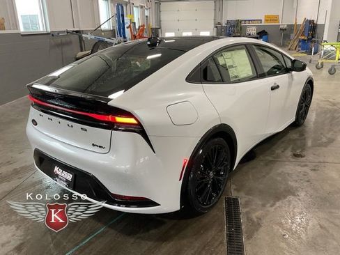 New 2026 Toyota Prius Plug-In Hybrid image 6