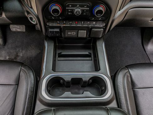 Used 2020 Chevrolet Silverado 1500 RST w/ Rally Edition AWD/4WD image 27