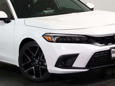 Used 2024 Honda Civic Sport Touring image 8