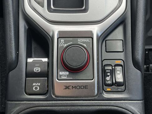 Used 2023 Subaru Forester Premium image 22