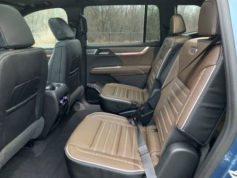 New 2026 GMC Acadia Denali Ultimate image 24