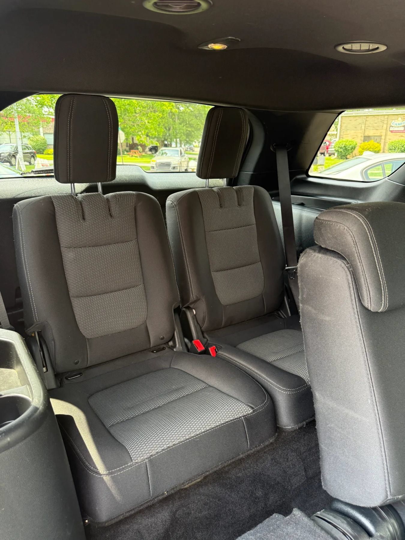 Used 2018 Ford Explorer XLT w/ Equipment Group 201A AWD/4WD image 22