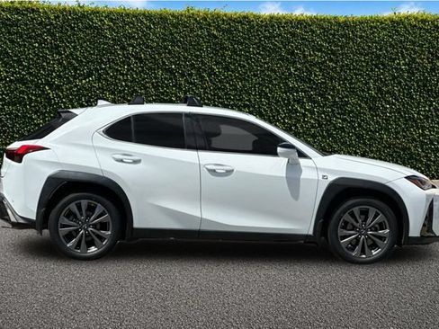 Used 2020 Lexus UX 200 F Sport w/ F Sport Premium Package FWD image 3