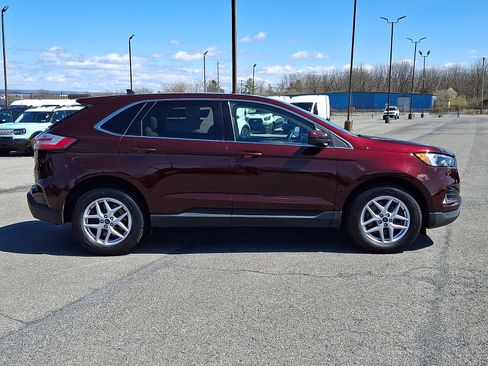 Used 2022 Ford Edge SEL w/ Convenience Package AWD/4WD image 7