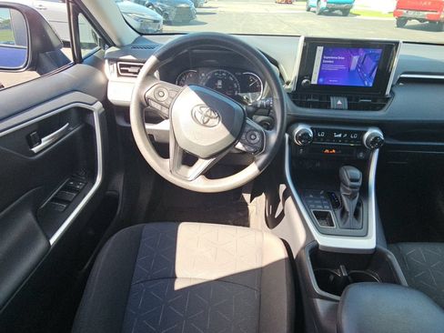 Certified 2025 Toyota RAV4 XLE AWD/4WD image 9