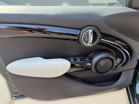 Used 2019 MINI Cooper S w/ Premium Package FWD image 13