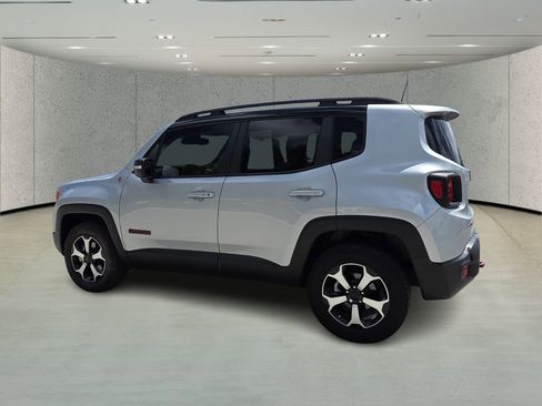 Used 2021 Jeep Renegade Trailhawk image 5