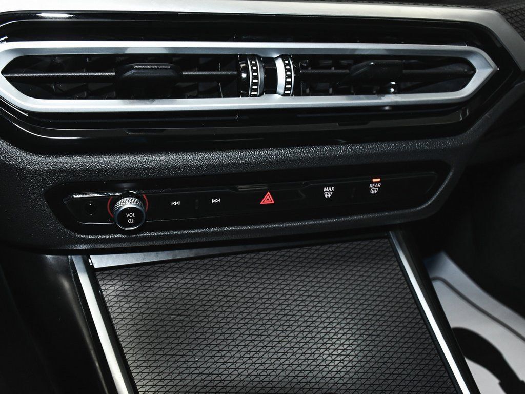 Used 2024 BMW M3 Competition AWD/4WD image 40