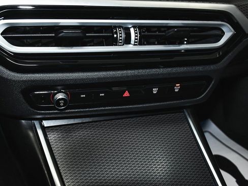 Used 2024 BMW M3 Competition AWD/4WD image 40