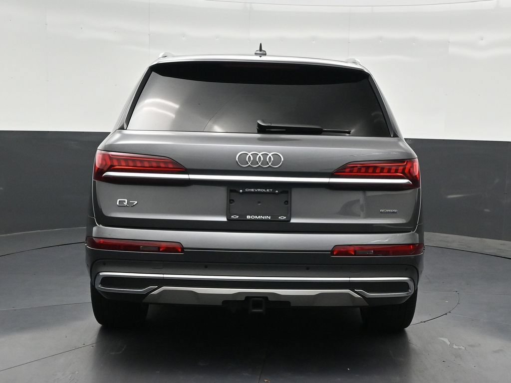 Used 2023 Audi Q7 3.0T Premium Plus w/ Premium Plus Package AWD/4WD image 4