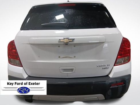 Used 2015 Chevrolet Trax LT w/ LT Sun and Sound Package image 9