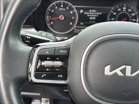 Used 2023 Kia Sorento S w/ Panoramic Sunroof Package FWD image 23