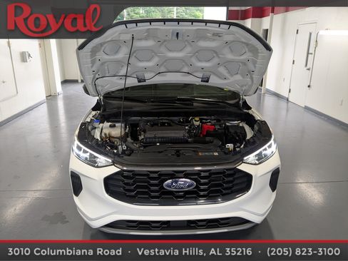 Used 2024 Ford Escape ST-Line w/ Tech Pack #1 FWD image 24