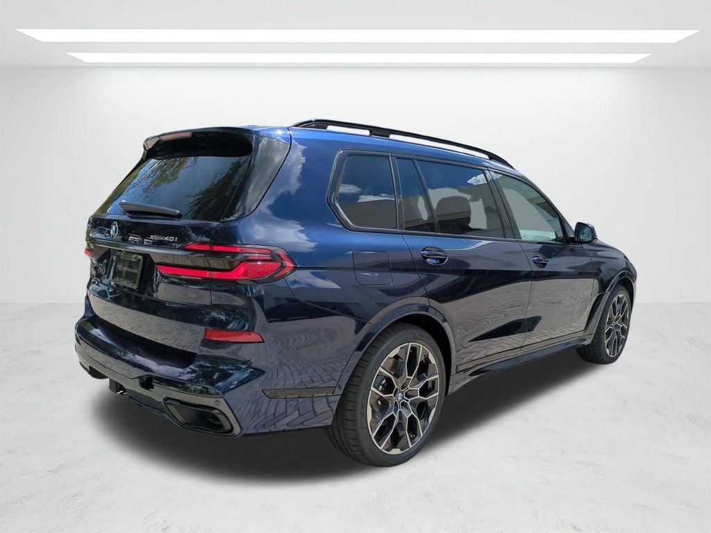 New 2027 BMW X7 xDrive40i AWD/4WD image 4