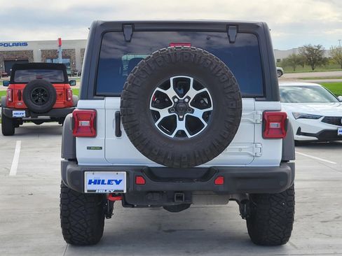 Used 2021 Jeep Wrangler Unlimited Rubicon AWD/4WD image 4