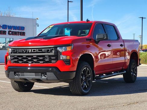 Certified 2024 Chevrolet Silverado 1500 Custom Trail Boss w/ Turbomax Blackout Package image 4