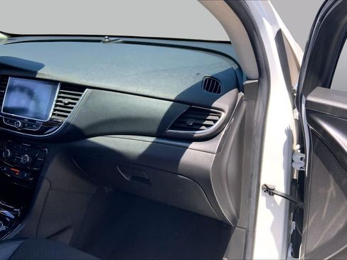 Used 2018 Buick Encore Preferred FWD image 18