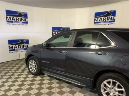 Used 2022 Chevrolet Equinox LT image 8