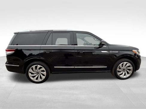 Used 2024 Lincoln Navigator Reserve w/ Equipment Group 201A image 6