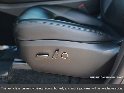 Used 2023 Tesla Model Y Long Range image 18