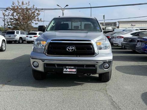 Used 2012 Toyota Tundra 4x4 Double Cab image 2