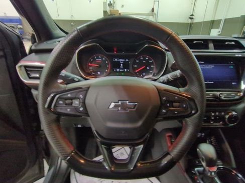 Used 2023 Chevrolet TrailBlazer RS w/ Convenience Package AWD/4WD image 5
