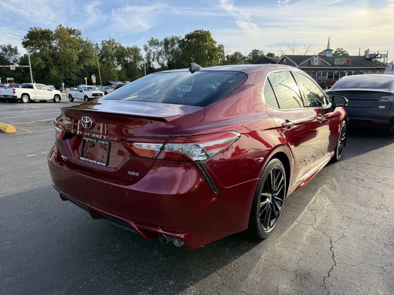 Used 2018 Toyota Camry XSE FWD image 8