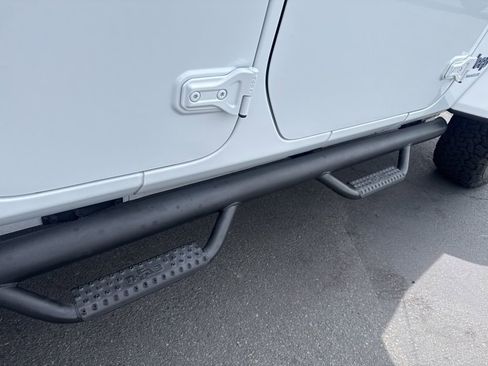 Certified 2023 Jeep Wrangler Unlimited Rubicon 4xe w/ Steel Bumper Group image 14