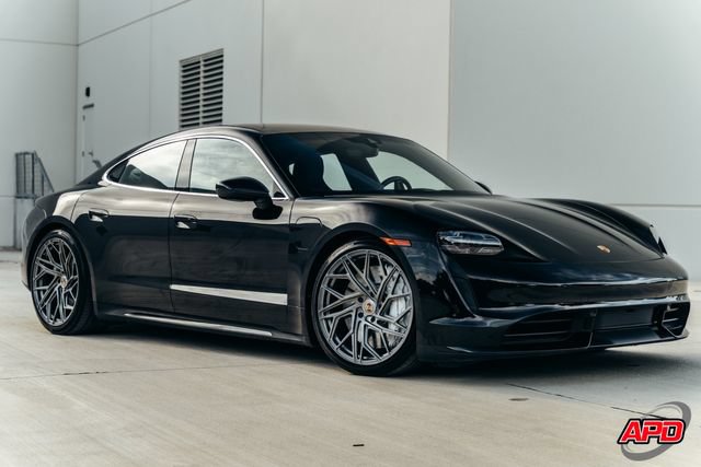 Used 2020 Porsche Taycan Turbo AWD/4WD image 30