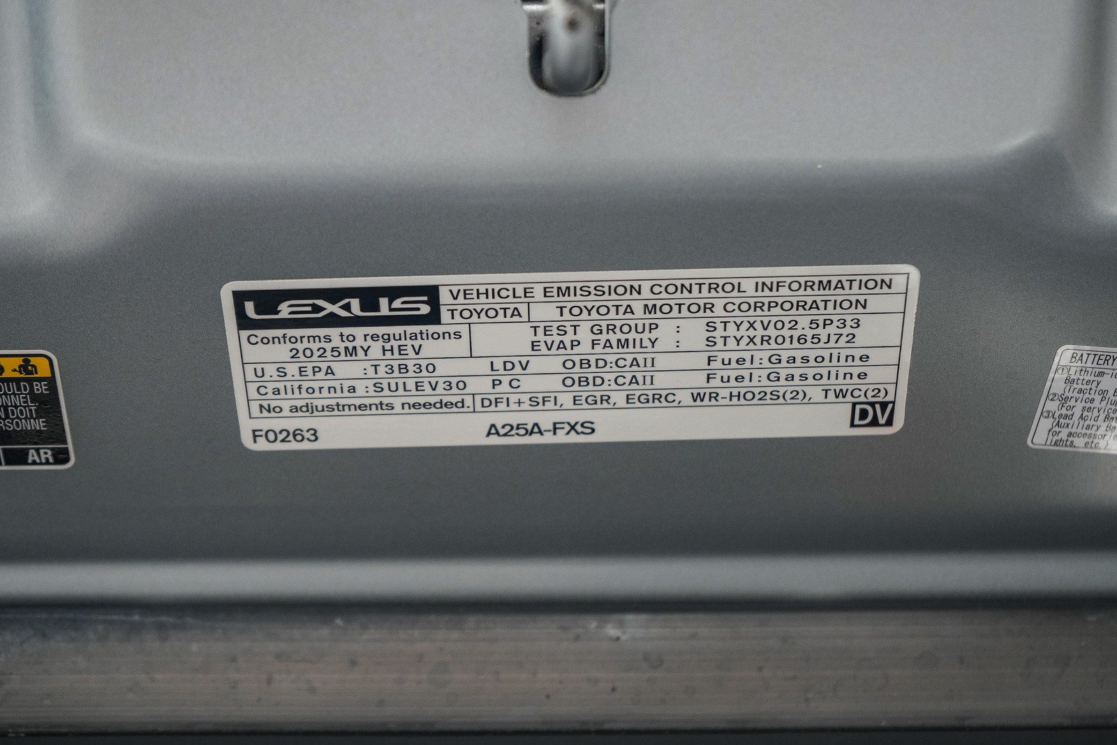 Used 2025 Lexus ES 300h w/ Premium Package FWD image 27