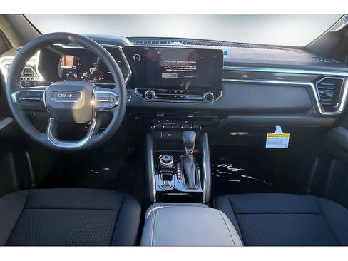 New 2026 GMC Canyon Elevation image 5
