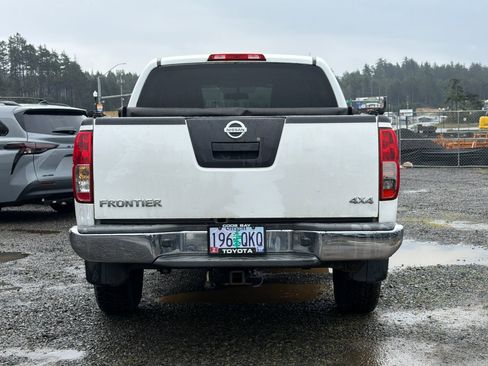Used 2012 Nissan Frontier S image 5